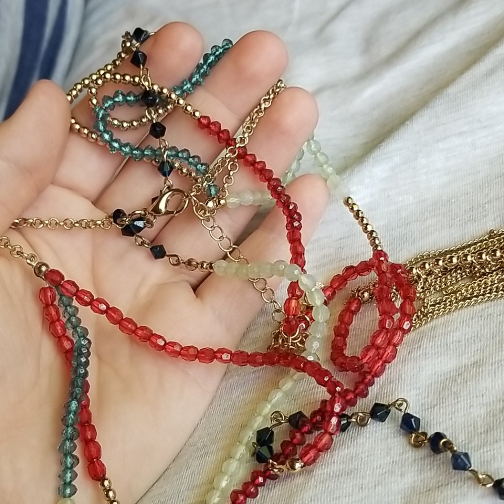 Layered necklace🌻🌻 - Picture 5 of 5